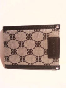 海外革製　二つ折り財布　POLO柄　ベージュ