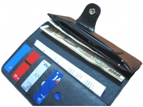 チェーンウォレット【本格長財布】鋲飾シンプルブラック
